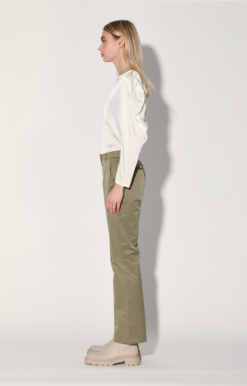 Sterling Pant, Army