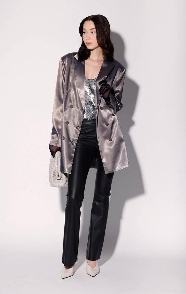 Kamari Blazer, Shadow