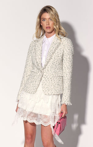 Abby Blazer, Milos Tweed