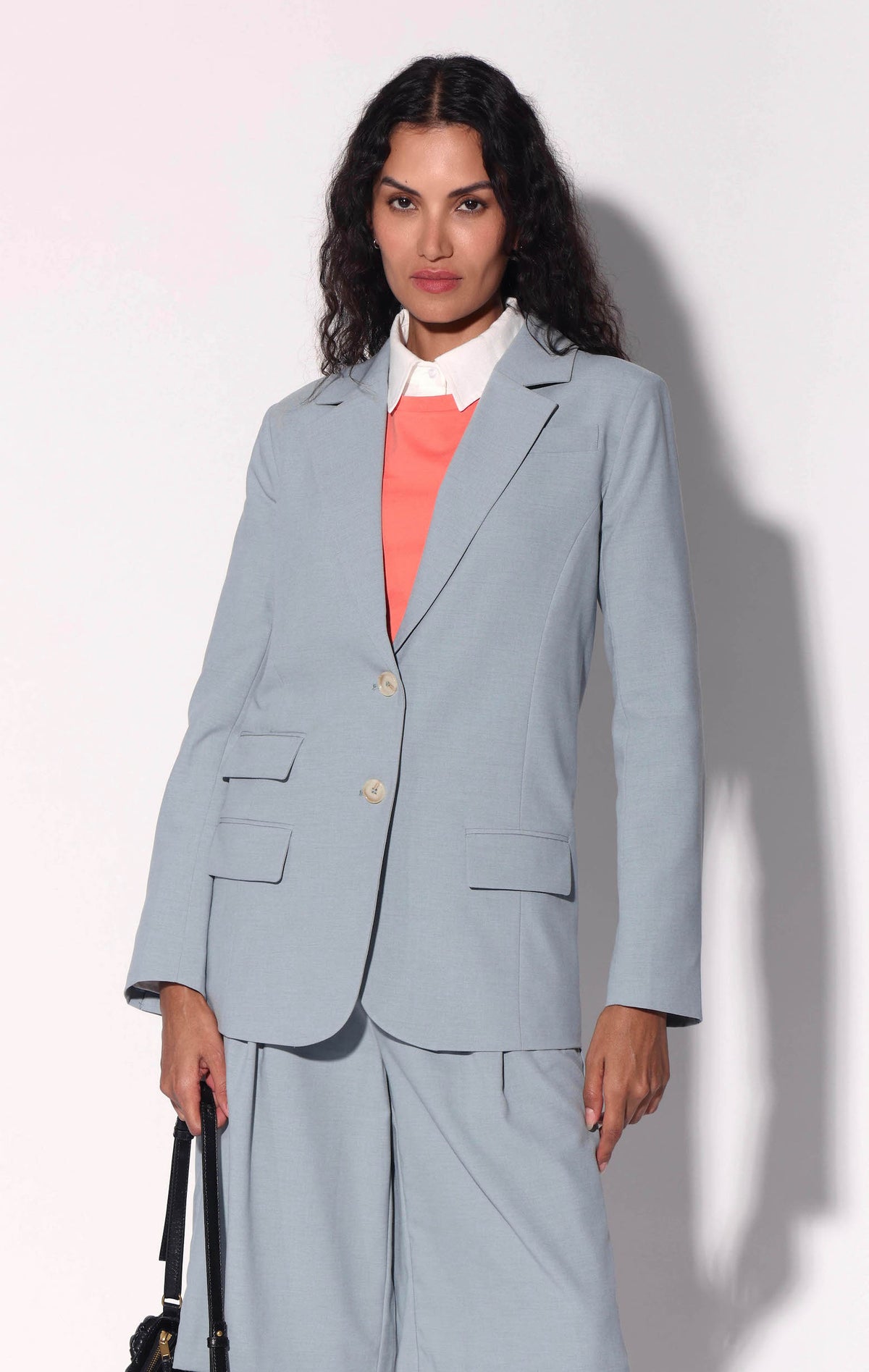 Barrett Blazer, Lagoon