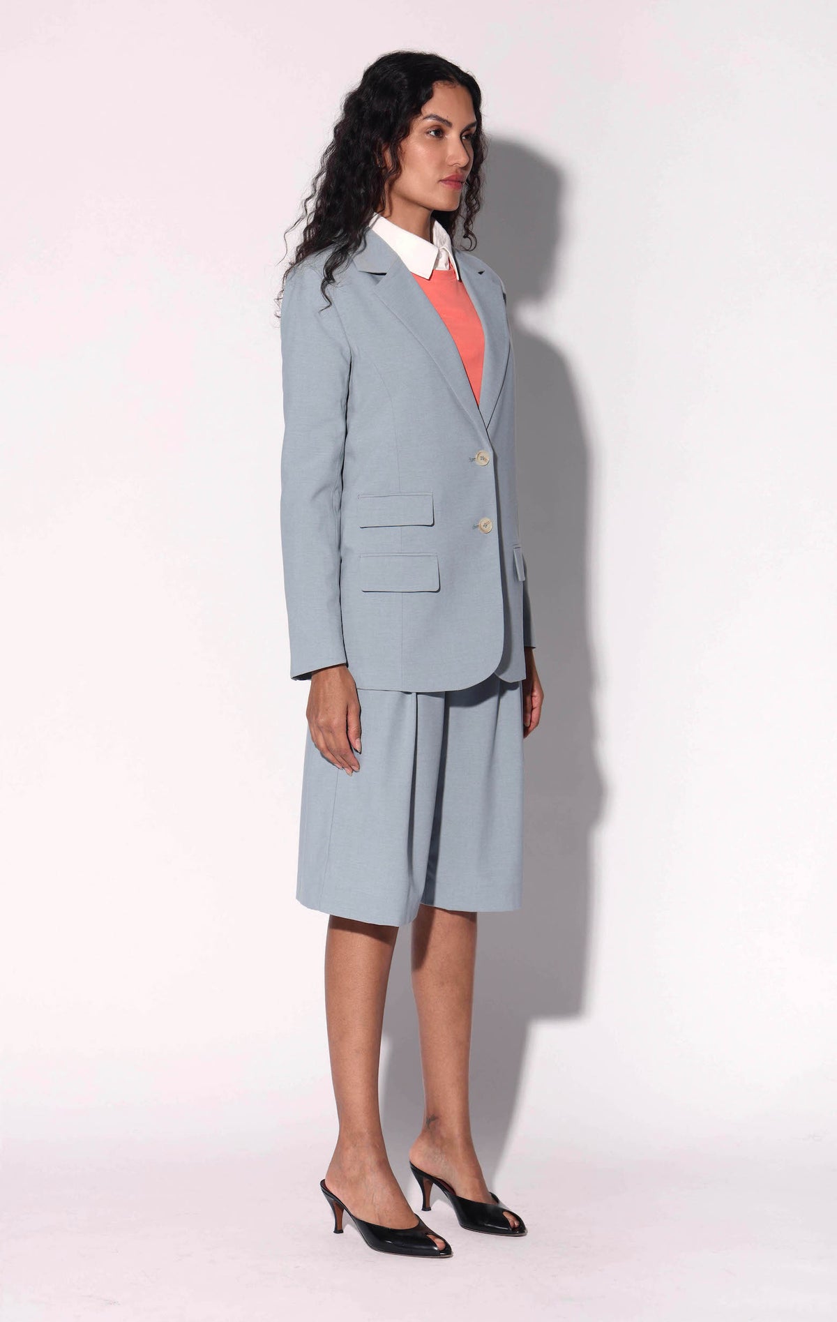 Barrett Blazer, Lagoon