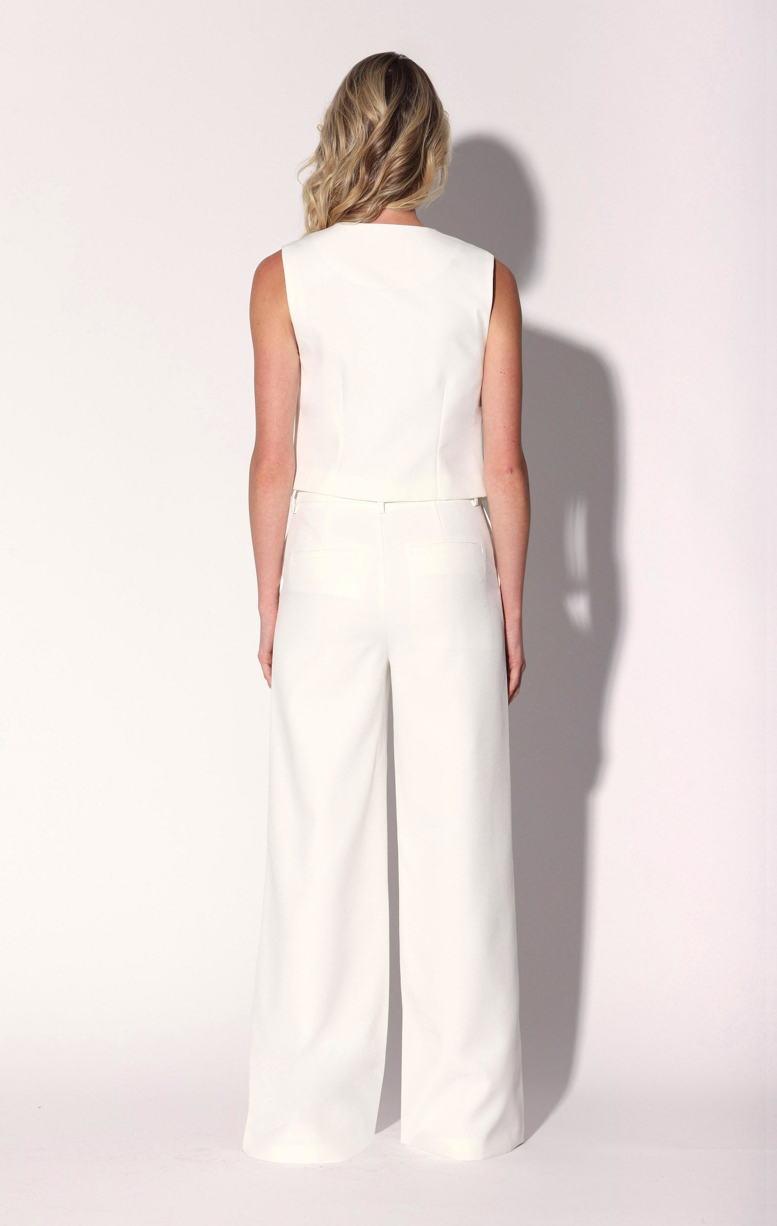 Philipa Vest, White