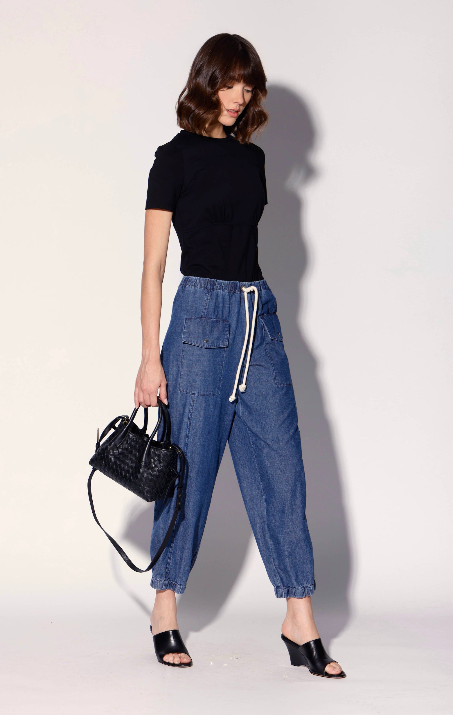 Harriet Top, Black