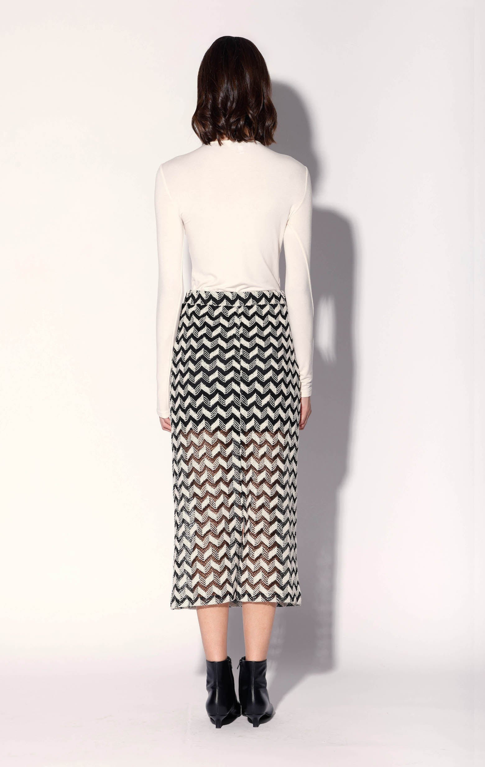 Corinne Top, Bone