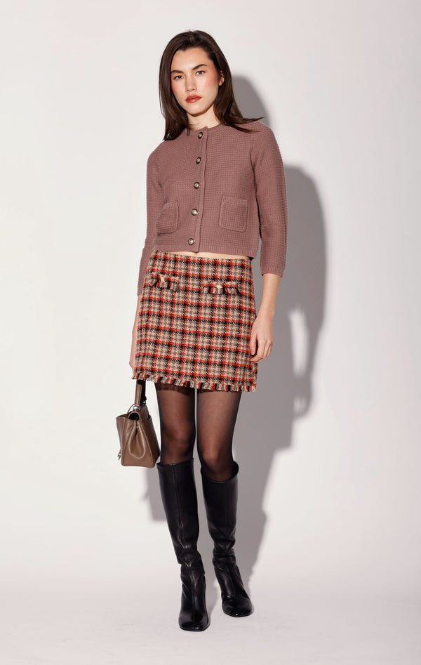 Janis Cardigan, Mousse