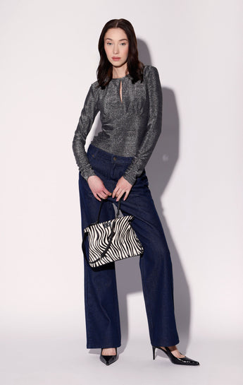 Charlie Top, Shimmer Black