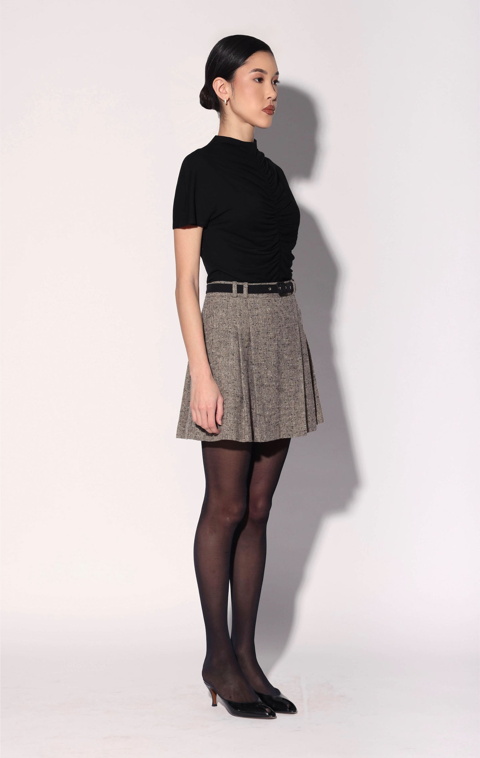 Monty Top, Black