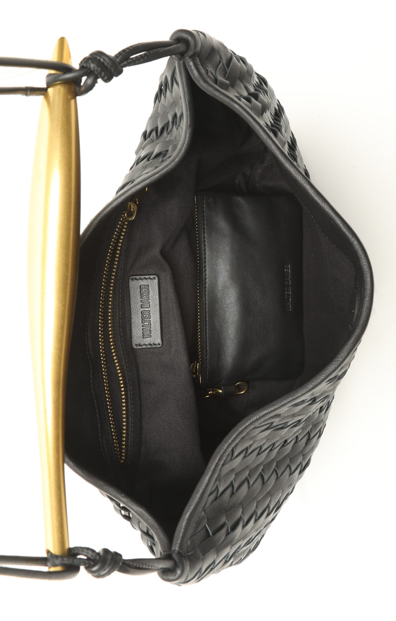 Hazel Hobo, Black