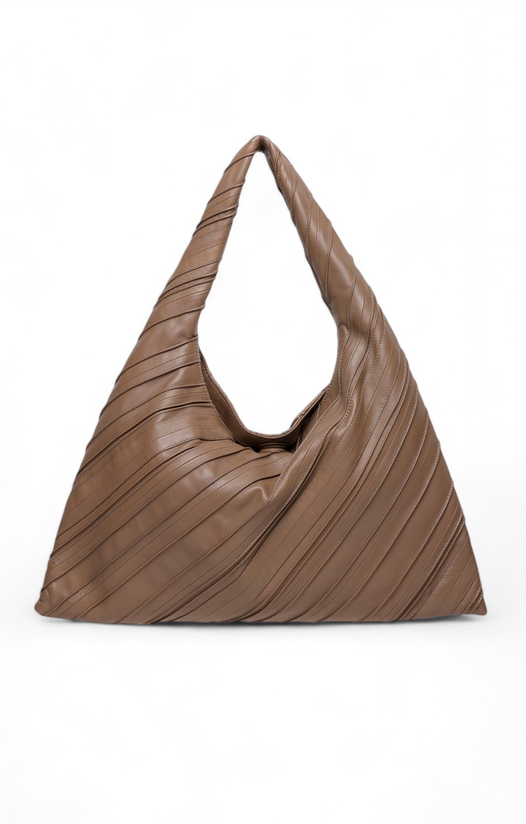 Dakota Shoulder, Cedar