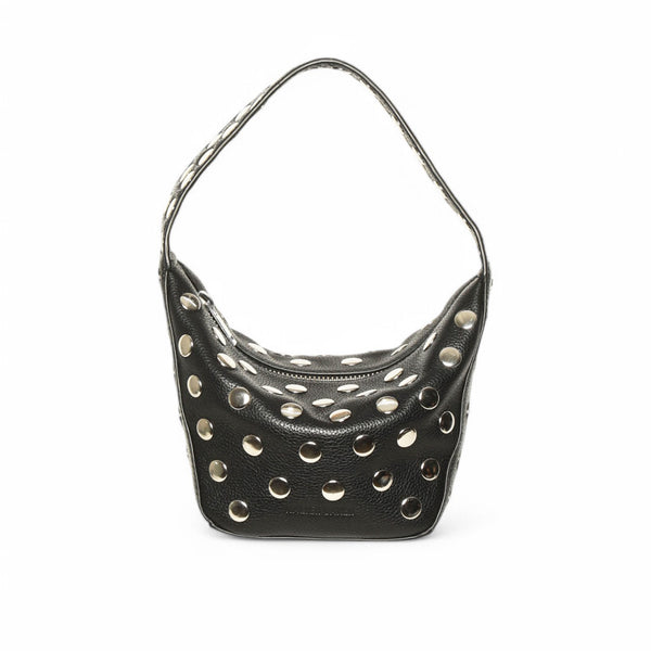 W9150_BLACK_FALL2025_01_9e01ca