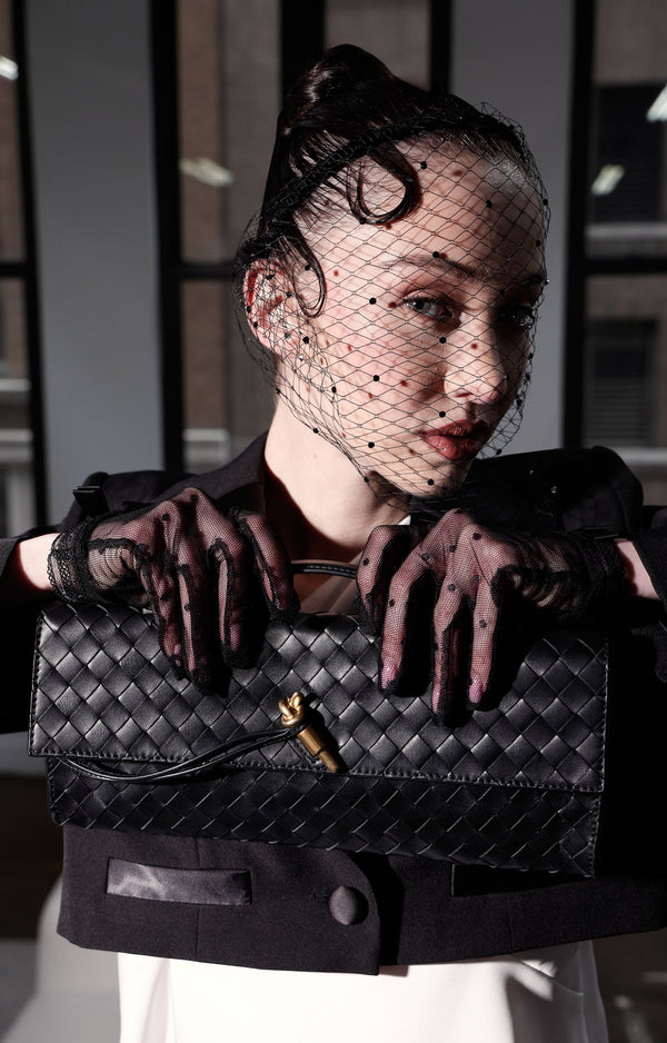 Juliette Clutch, Black