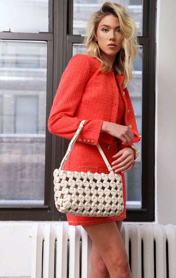 Ash Clutch, Oyster