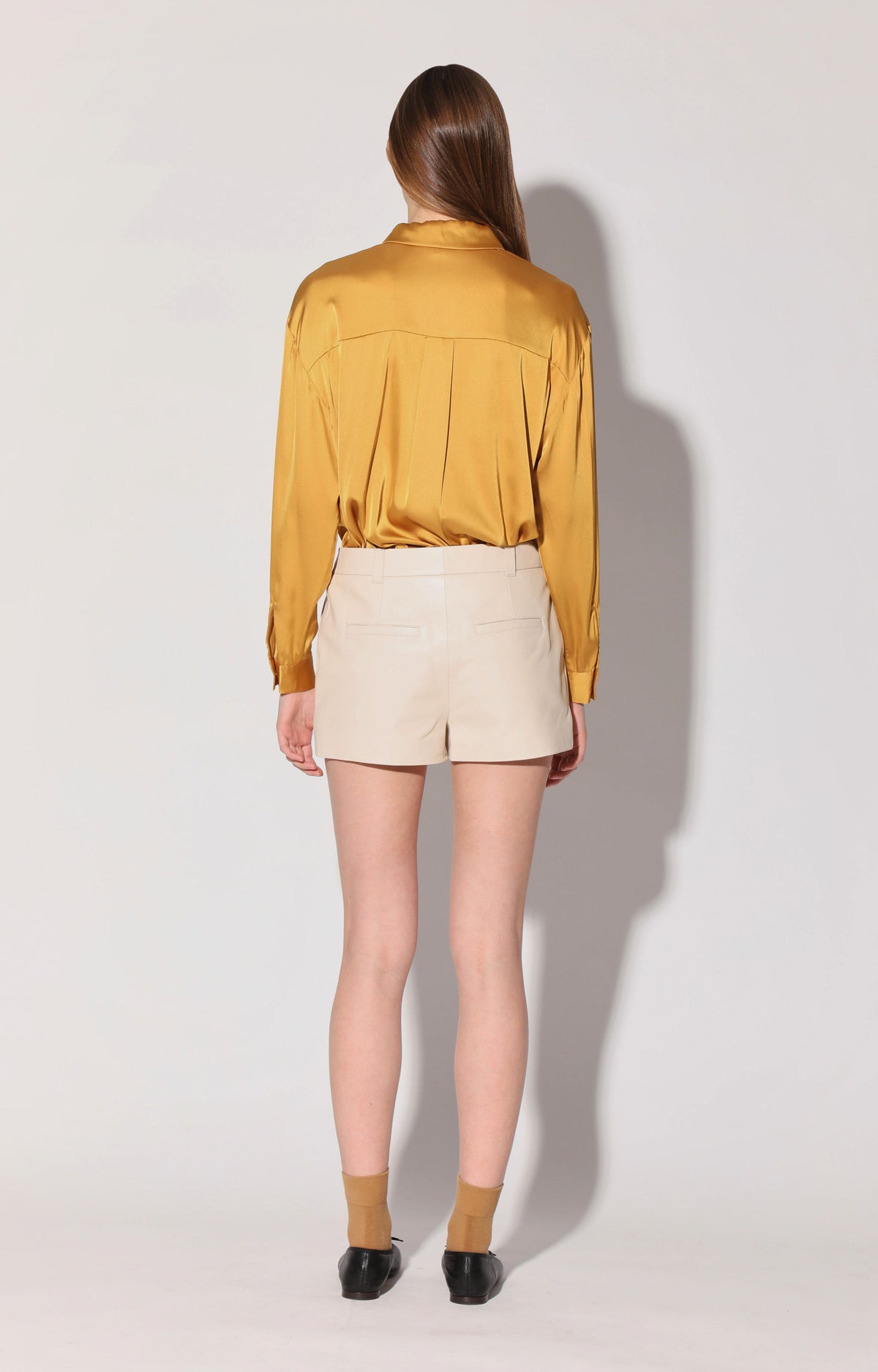 Marlene Short, Oyster - Leather (Pre Spring 2027)