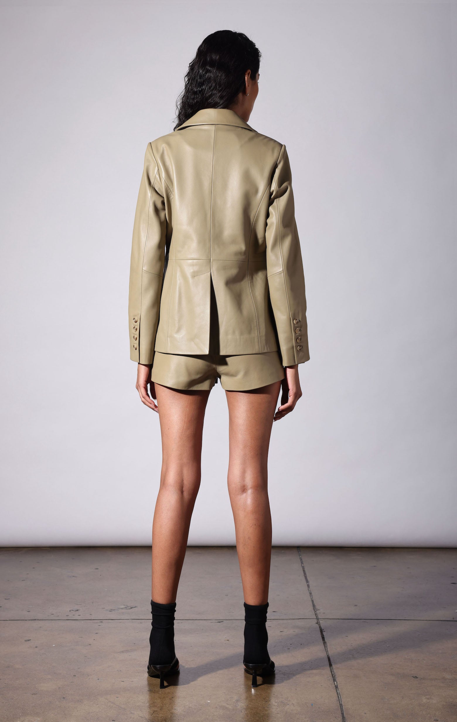 Emily Blazer, Biscotti - Leather