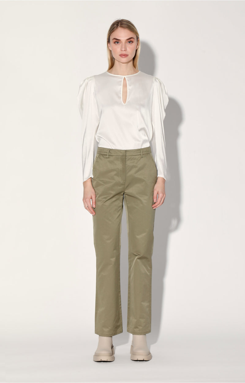 Sterling Pant, Army